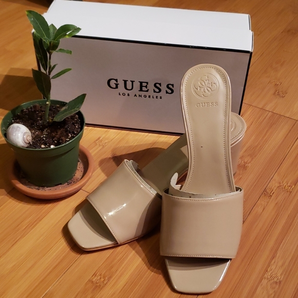 GUESS Achara Mule Sandals - Picture 1 of 6
